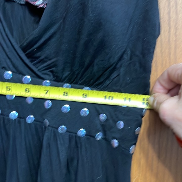 Light weight black dress. Great for travel. Worn once. - Picture 3 of 5